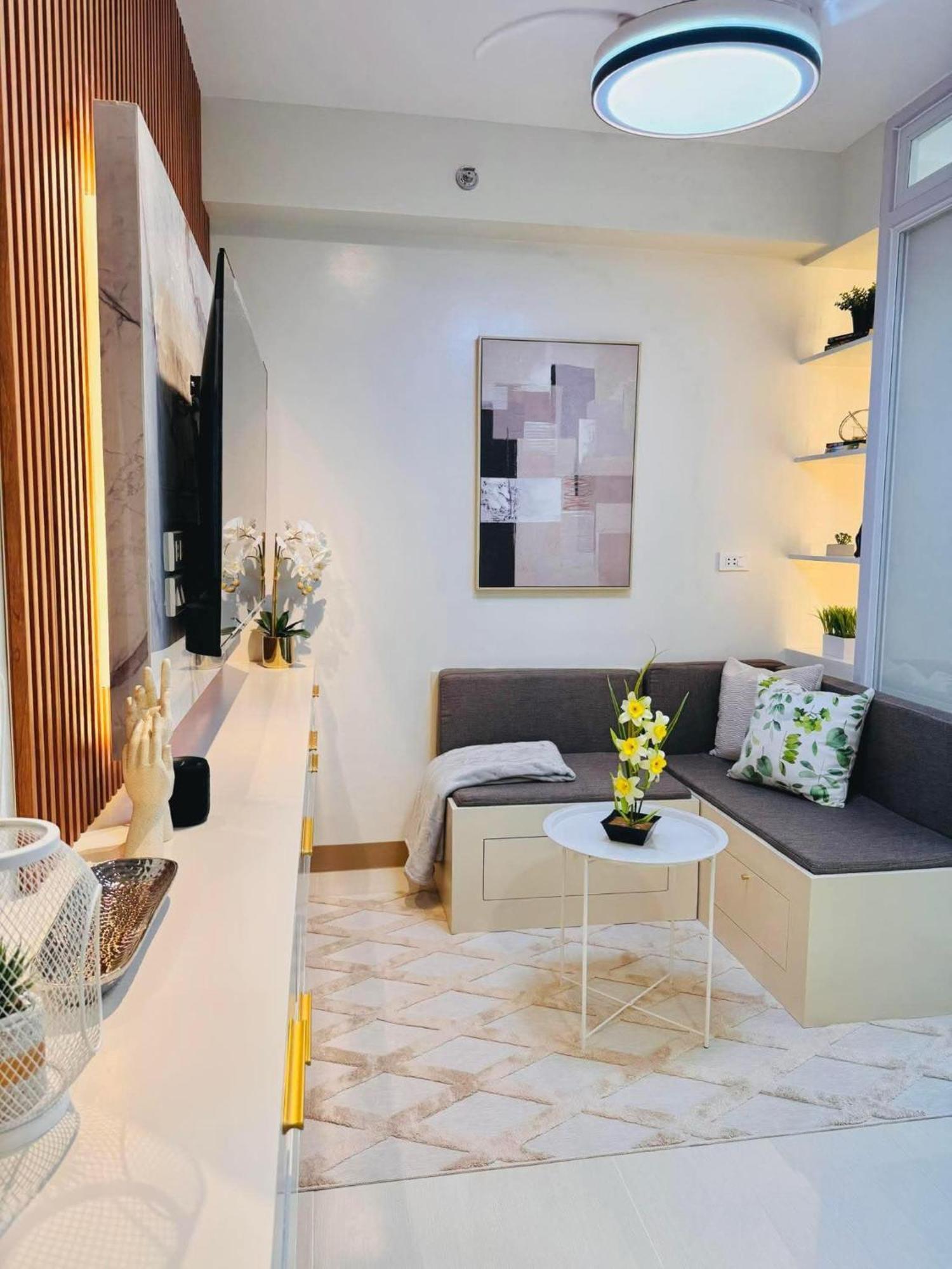 Rj Elite Escape 2Br Condo W Balcony Near Sm Iloilo Exteriör bild